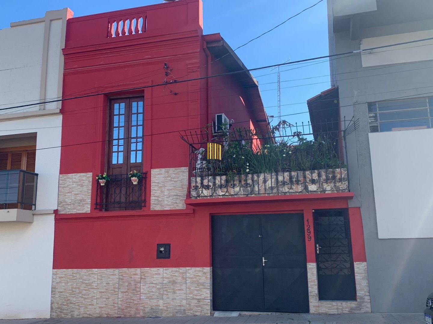 Casa com 3 dormitórios por R$ 600.000,00 na Rua Duque de Caxias nº1299 - Centro - Santana do Livramento-RS - Pilar Imóveis