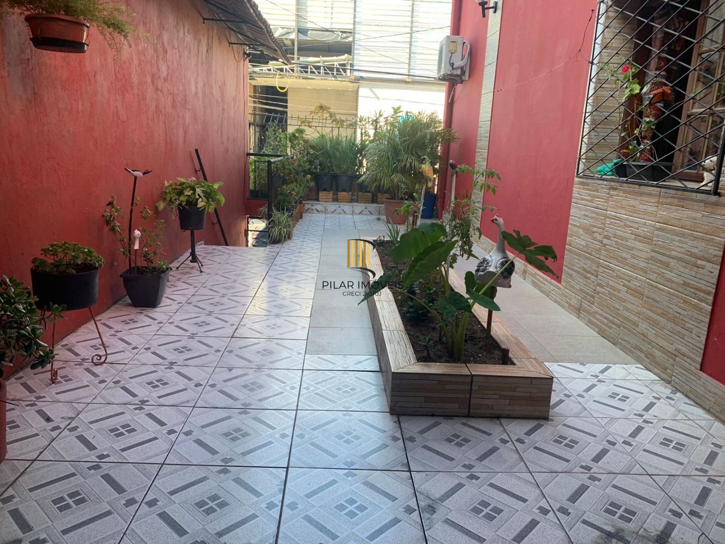 Casa com 3 dormitórios por R$ 600.000,00 na Rua Duque de Caxias nº1299 - Centro - Santana do Livramento-RS