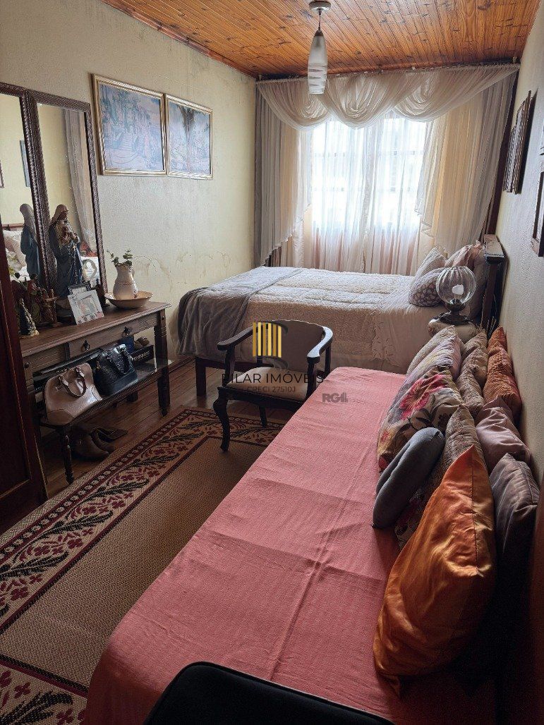Casa com 3 dormitórios (sendo 1 suíte) por R$ 1.450.000,00 na Rua Ataliba Gomes nº395- Divisa- Santana do Livramento-RS