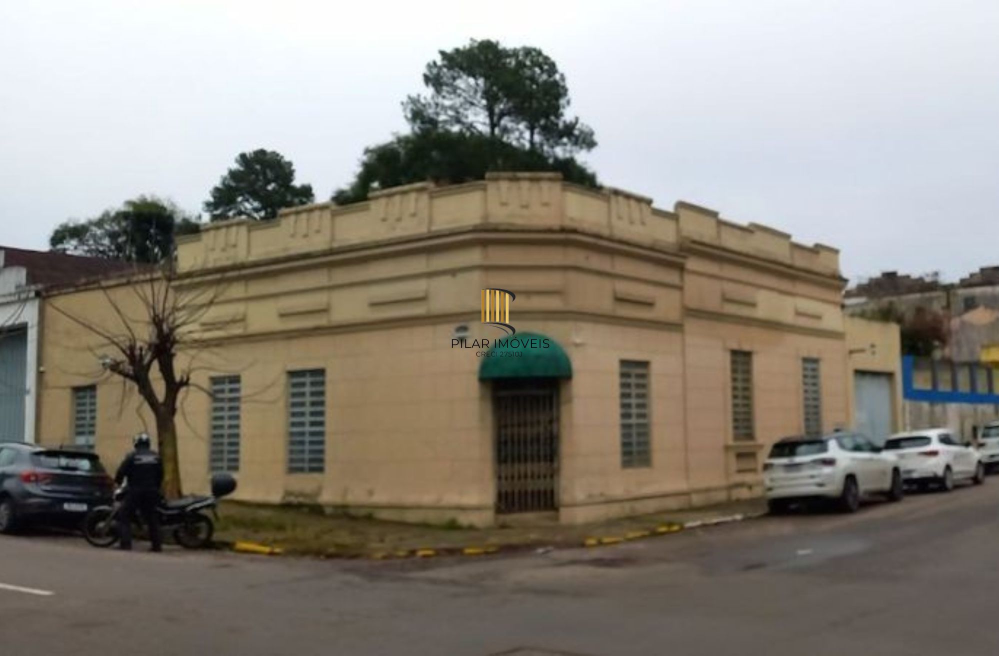 Prédio comercial por R$ 848.000,00 na rua Dos Andradas nº 1.064