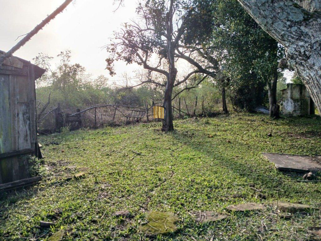 Chácara com 5 dormitórios (1 sendo suíte) de 1,6 hectare por R$ 1.300.000,00 na Rua Robledo Braz nº 5954- Santana do Livramento-RS