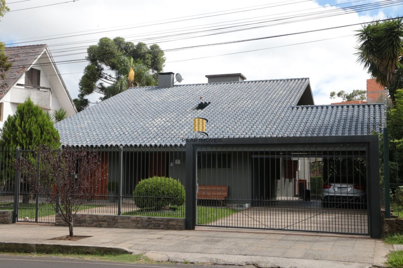 Casa com 4 dormitórios (sendo 1 suíte) R$ R$ 3.500.000,00