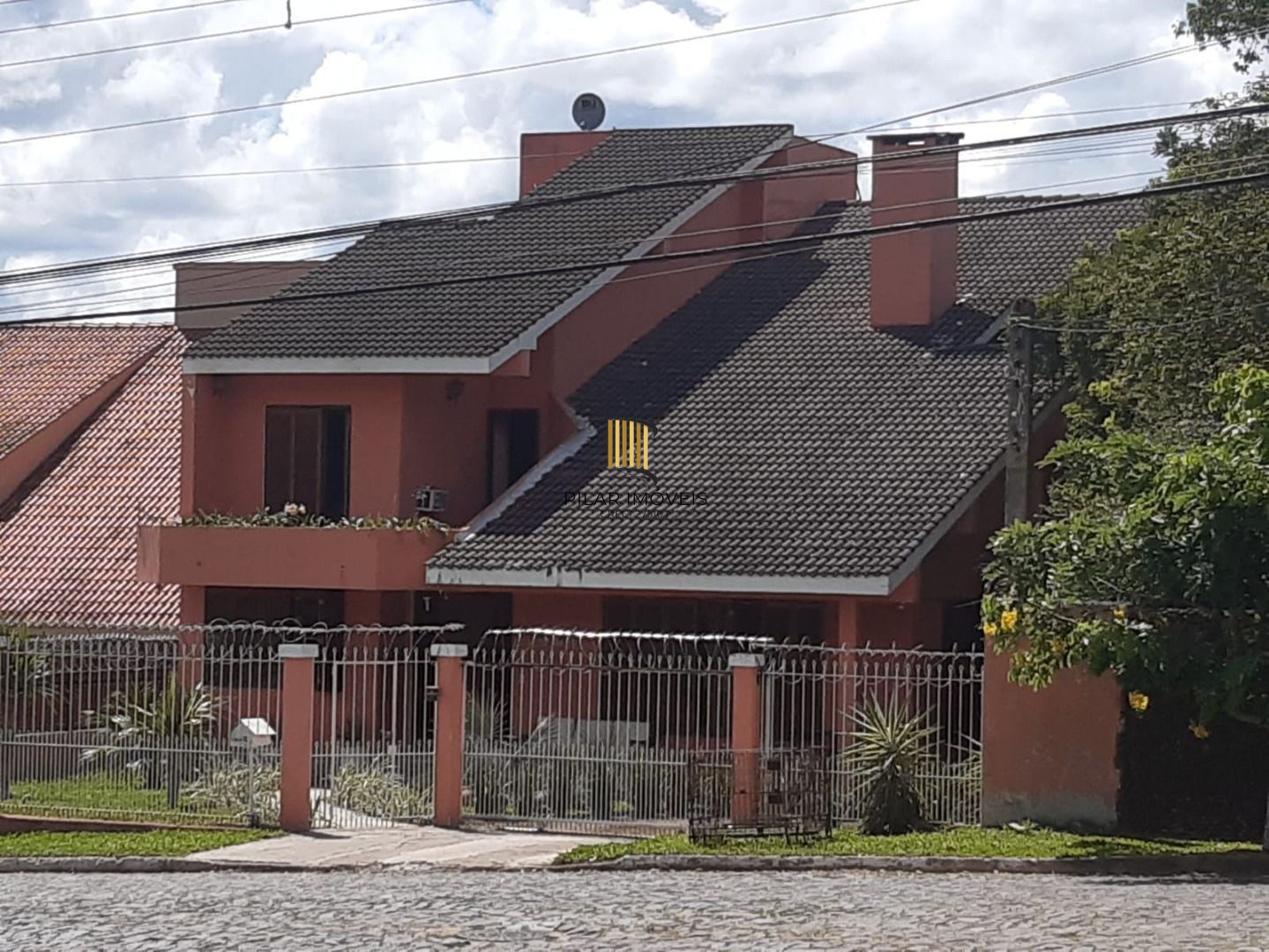 Casa com 4 dorm. por R$ 3.180.000,00 na Rua Barão do Ibirapuitã nº424- Umbu