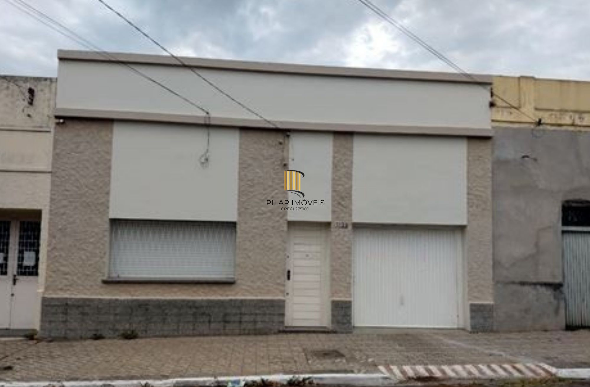 Casa central com 3 dorm. por R$ 850.000,00 -S. do Livramento - Pilar Imóveis