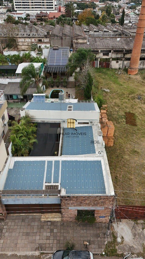 Casa com 3 dormitórios (1 sendo suíte) por R$ 4.000.000,00 na Rua Antônio Fernandes da Cunha nº 245 - Centro- Santana do Livramento-RS