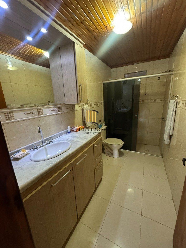 Casa com 3 dormitórios (sendo 1 suíte) por R$ 1.450.000,00 na Rua Ataliba Gomes nº395- Divisa- Santana do Livramento-RS