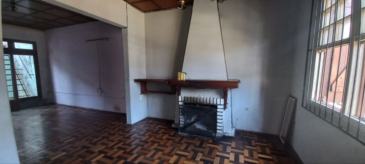 Casa na rua Duque de Caxias nº 1.910 por R$500.000,00