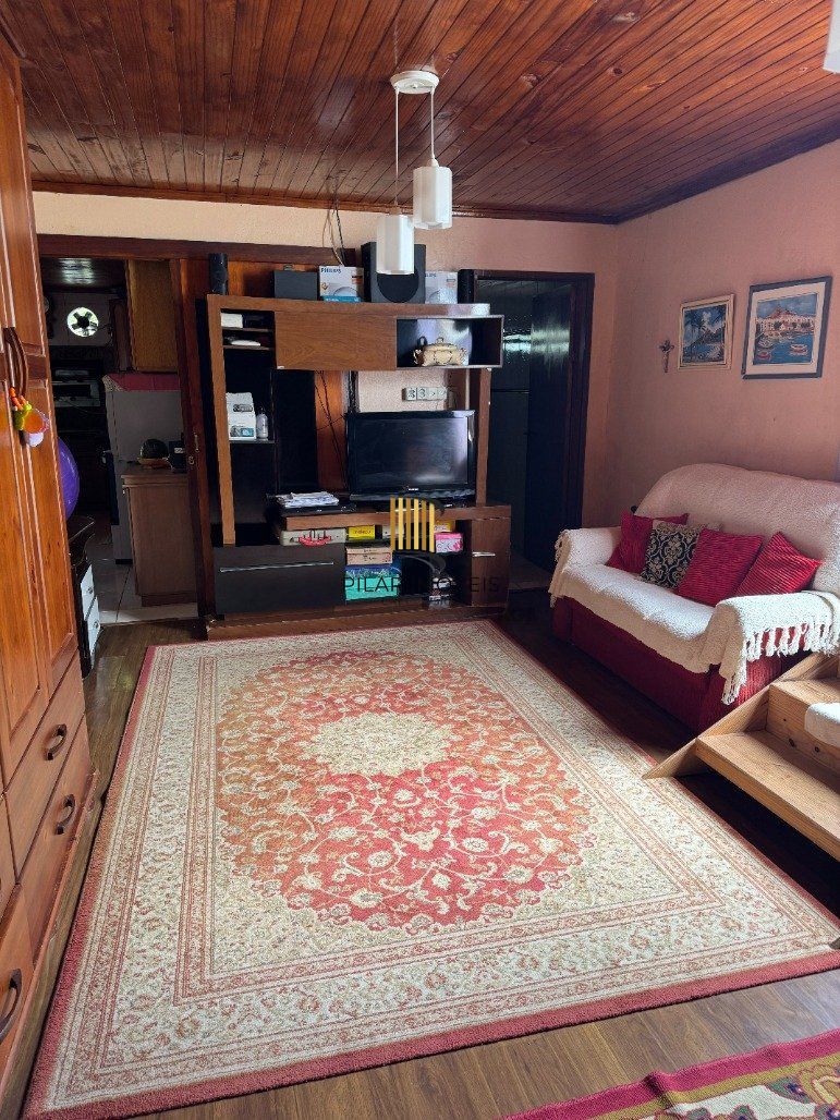 Casa com 3 dormitórios (sendo 1 suíte) por R$ 1.450.000,00 na Rua Ataliba Gomes nº395- Divisa- Santana do Livramento-RS