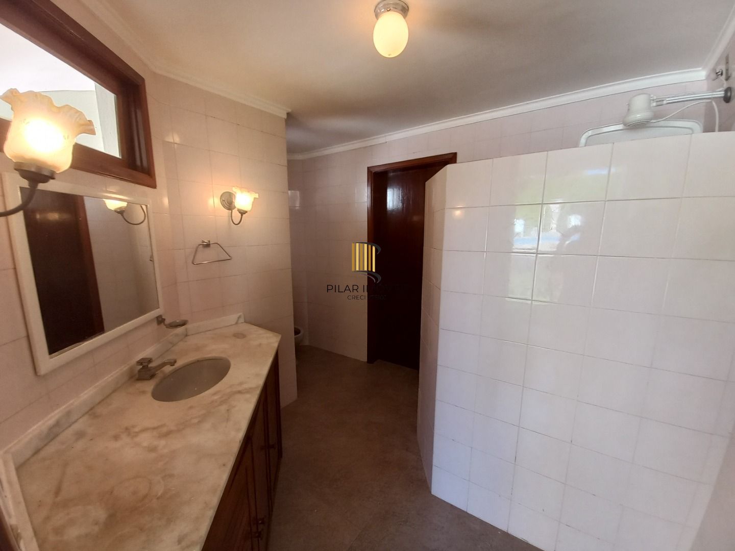 Casa com 4 dormitórios com 630 m² por R$ 3.500.000,00 na Rua Jarbas Pinheiro nº285-  Jardim Atenas- Santana do Livramento-RS