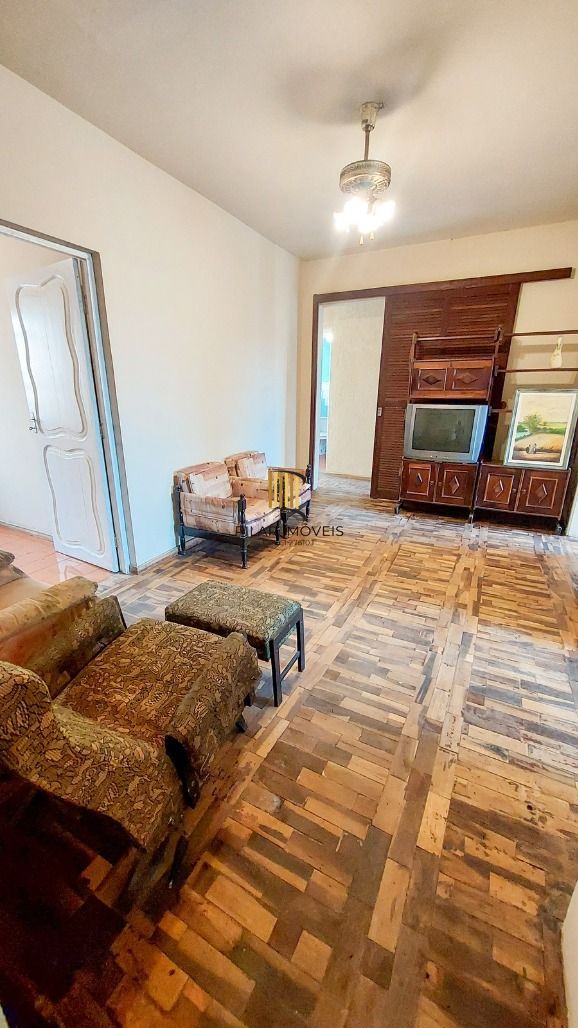 Casa com local comercial e apartamento - Centro- Santana do Livramento-RS