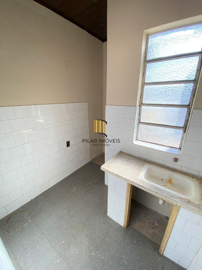 Casa com local comercial e apartamento - Centro- Santana do Livramento-RS