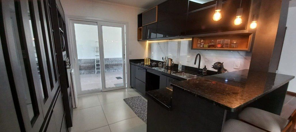 Casa 3 dorm.(1 suíte)no Jardim Ipanema por R$ 1.050.000,00 na Rua Vinicíus Valente Ribeiro nº 116