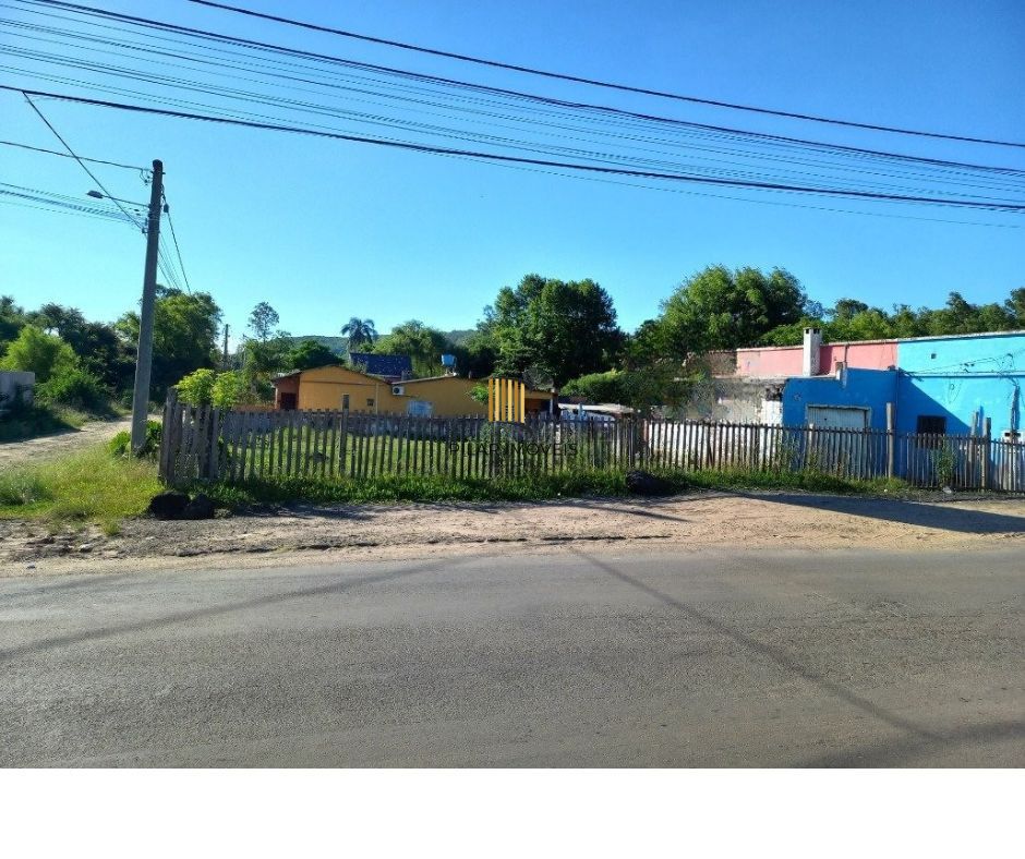 Terreno com casa por R$600.000,00 na Av. Dom Pedro II nº 2088- Wilson