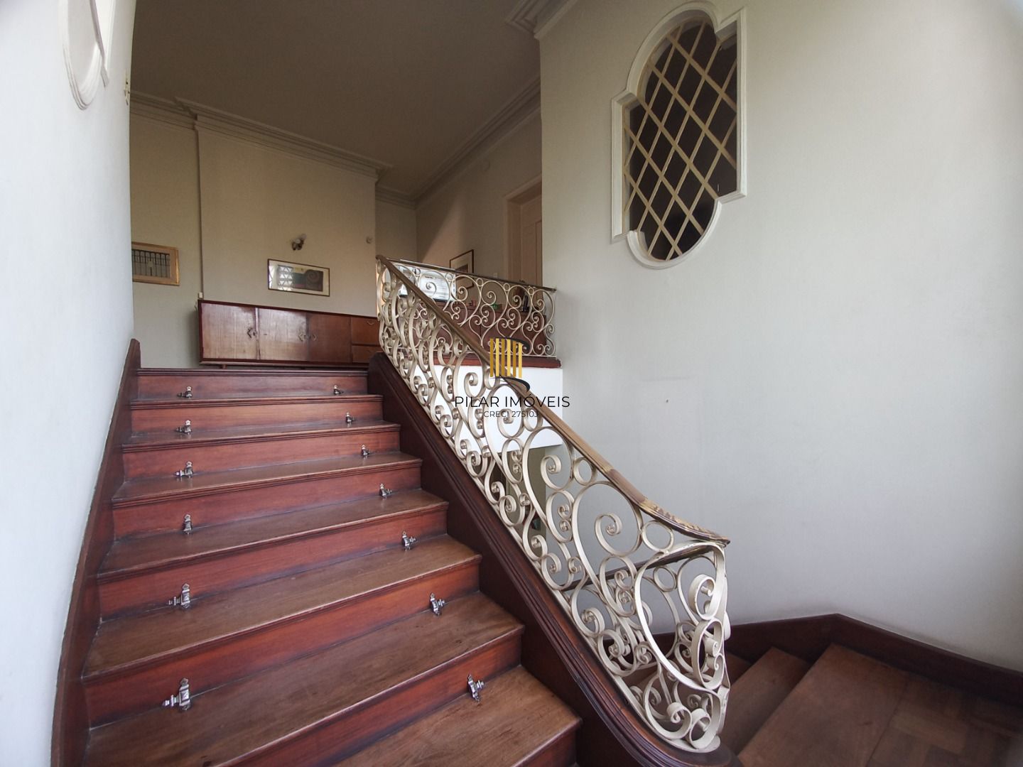 Casa 6 dorm. por R$8.150.000,00 na Rua dos Andradas nº 891 - S. do Livramento
