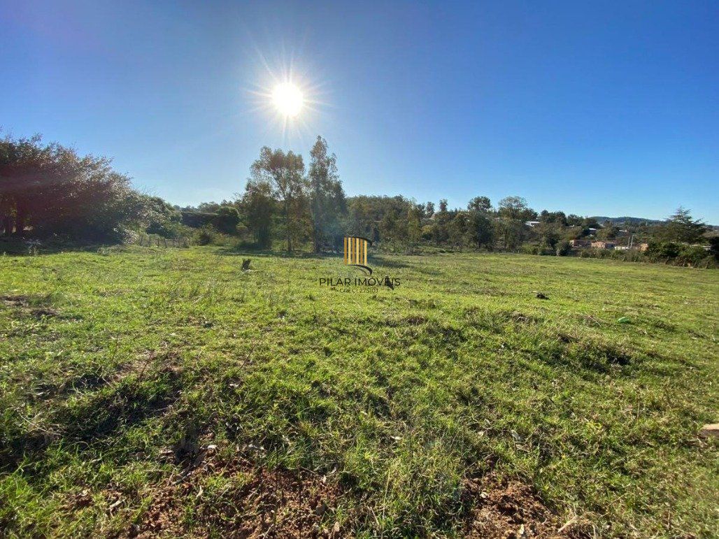 Terreno com mais de 10.000 m2 por R$ 880.000,00 na Rua José Ferrão- Jardins- Santana do Livramento-RS