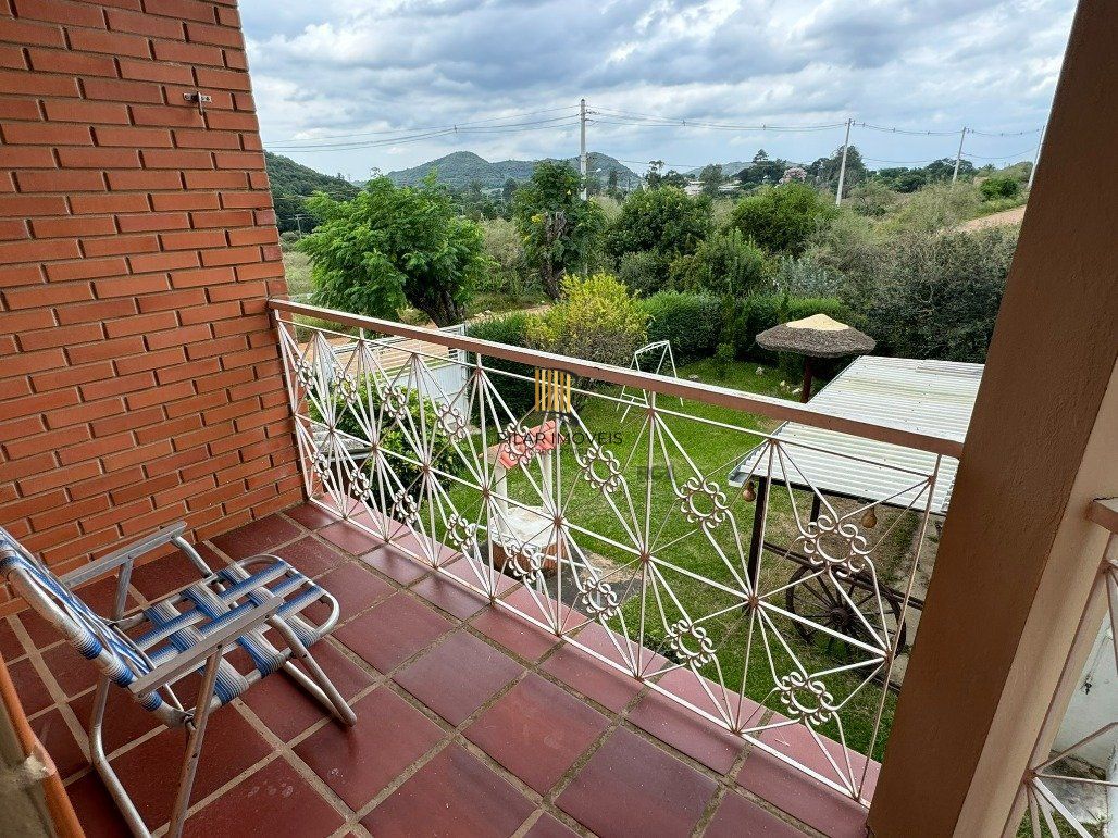 Casa de 2 andares com 5 dormitórios (1 sendo suíte) por R$ 1.500.000,00 na Rua Sergio Fuentes nº 1350 - Prado- Santana do Livramento-RS