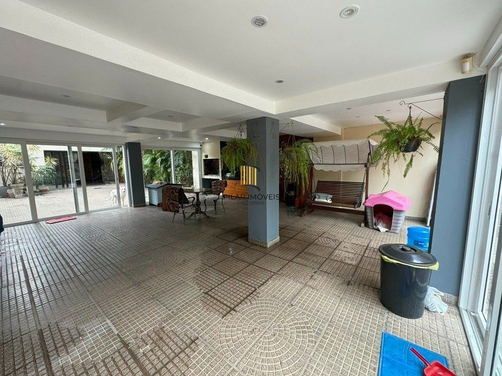 Casa com 3 dormitórios (1 sendo suíte) por R$ 4.000.000,00 na Rua Antônio Fernandes da Cunha nº 245 - Centro- Santana do Livramento-RS
