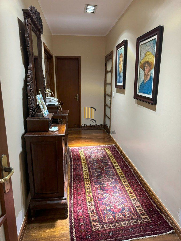 Casa com 3 dormitórios (1 sendo suíte) por R$ 4.000.000,00 na Rua Antônio Fernandes da Cunha nº 245 - Centro- Santana do Livramento-RS