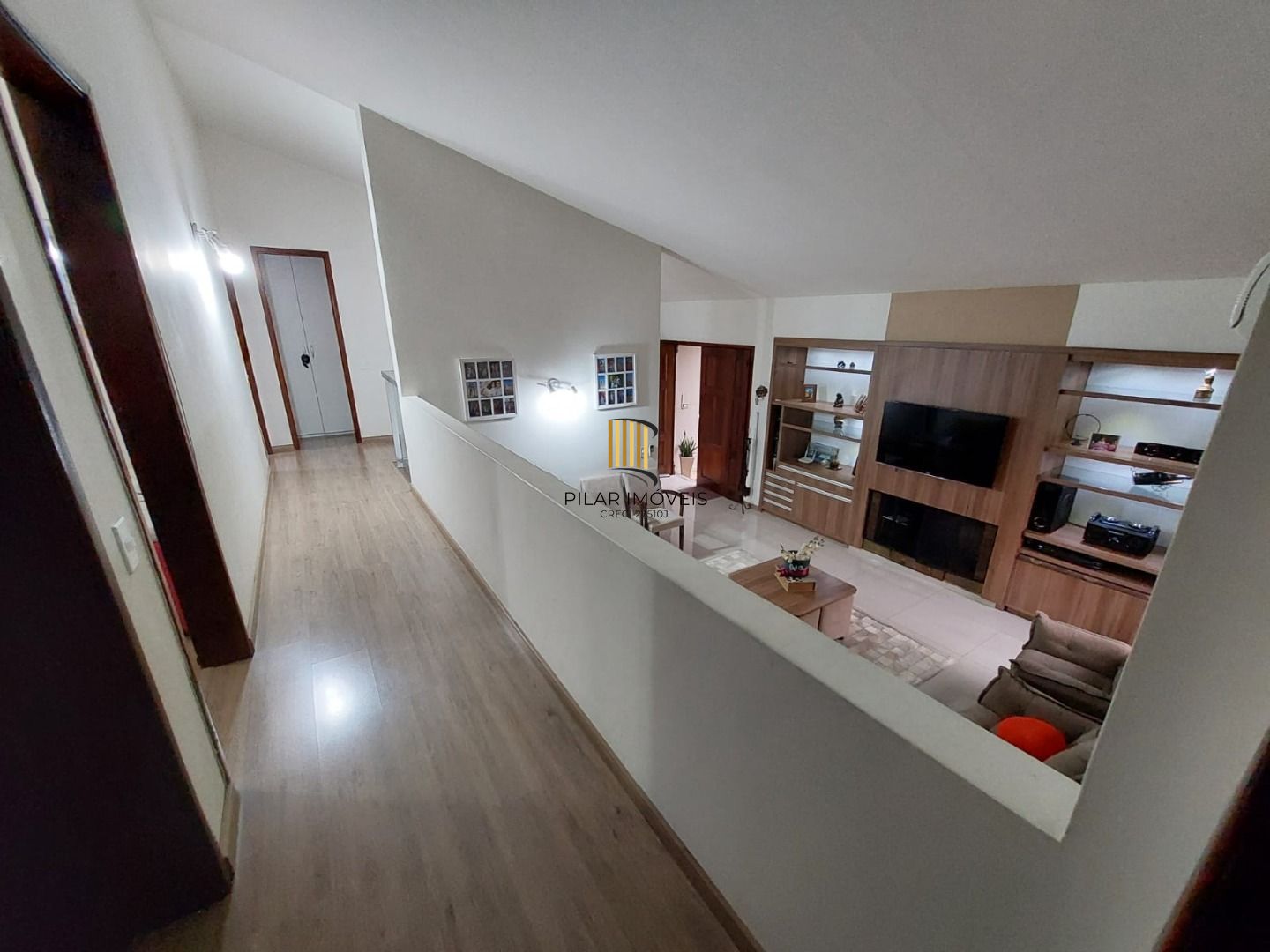 Casa com 3 dormitórios (1 sendo suíte)  por R$ 1.500.000,00 na Rua Tiradentes nº 180 - Centro - Santana do Livramento-RS