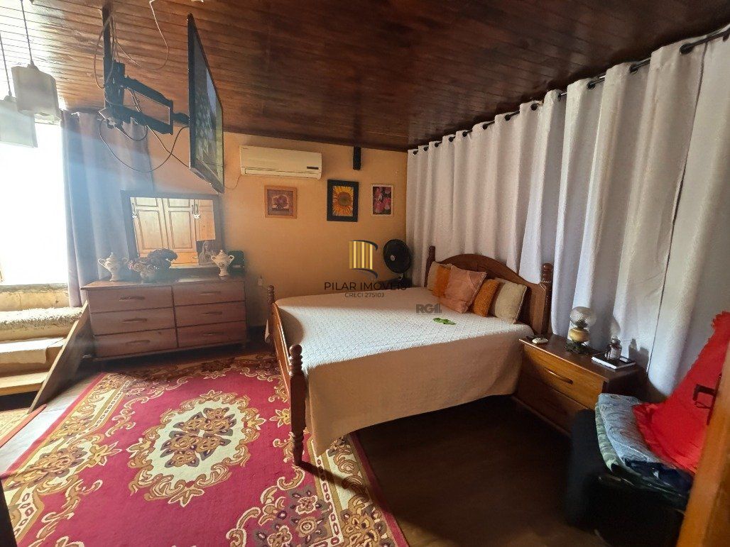 Casa com 3 dormitórios (sendo 1 suíte) por R$ 1.450.000,00 na Rua Ataliba Gomes nº395- Divisa- Santana do Livramento-RS