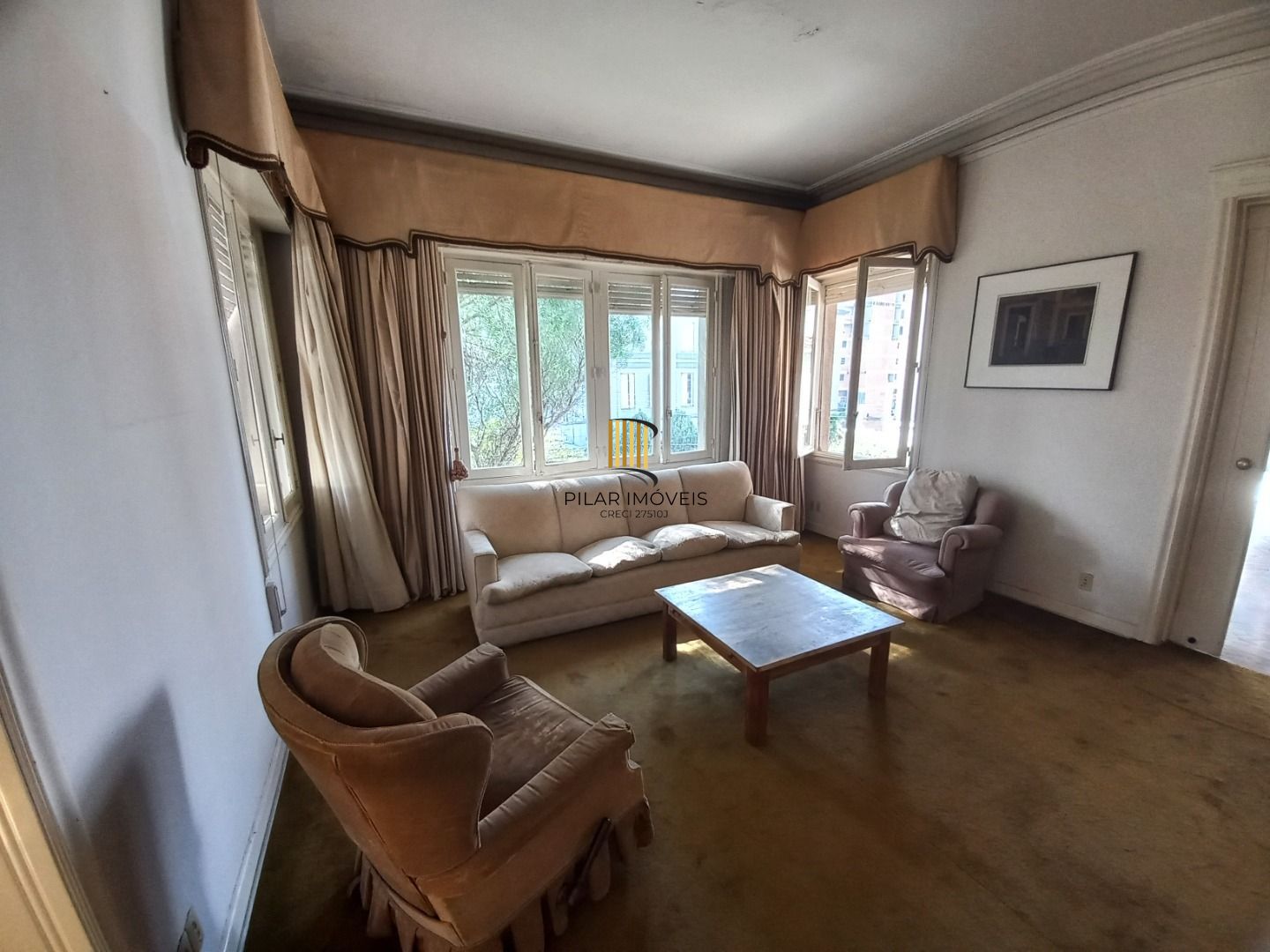 Casa 6 dorm. por R$8.150.000,00 na Rua dos Andradas nº 891 - S. do Livramento