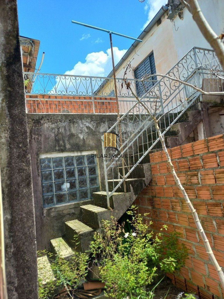 Casa com mais 2 apartamentos por R$ 400.000,00 na Rua Telmo de Oliveira Castro nº 91- Hidráulica- Santana do Livramento-RS
