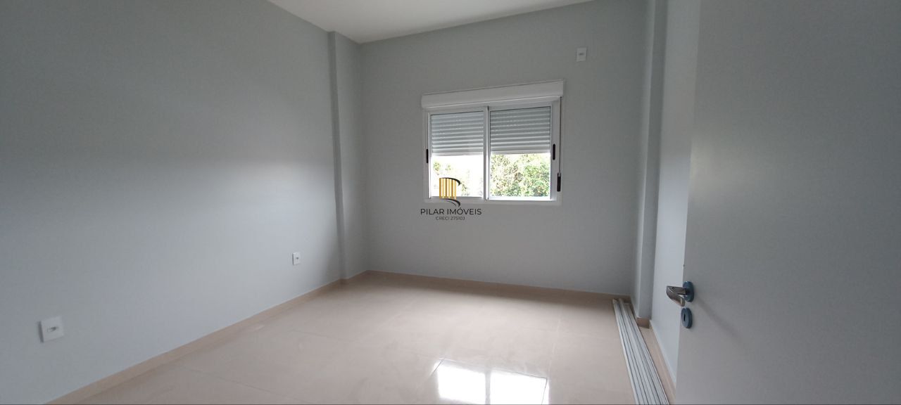 Apartamento com 2 dormitórios na rua Rivarol dos Santos Padilha nº 572