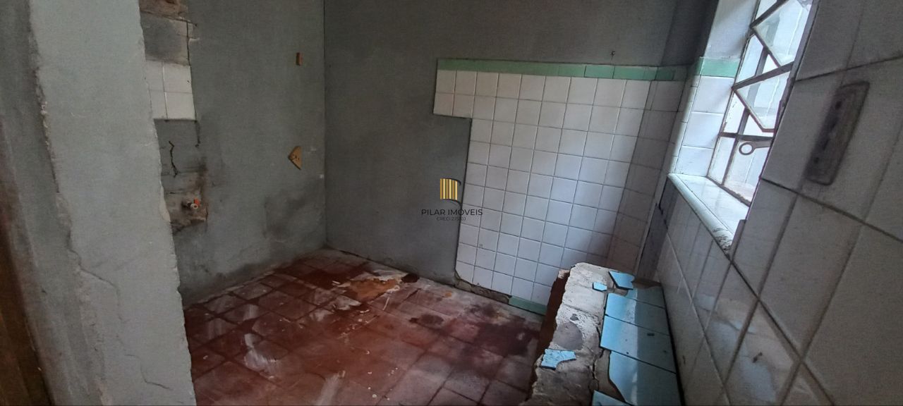 Casa na rua Duque de Caxias nº 1.910 por R$500.000,00