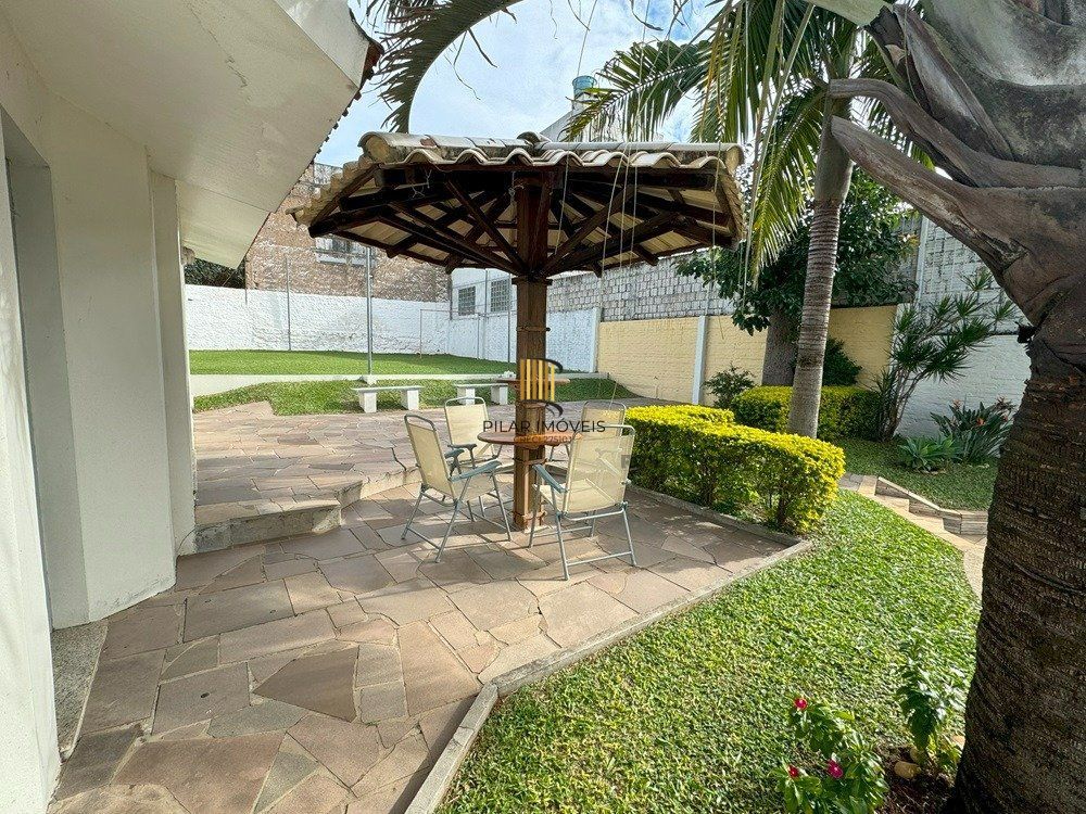 Casa com 4 dormitórios (1 sendo suíte) por R$ 2.800.000,00 na Rua Vasco Alves nº 1225- Centro- Santana do Livramento-RS