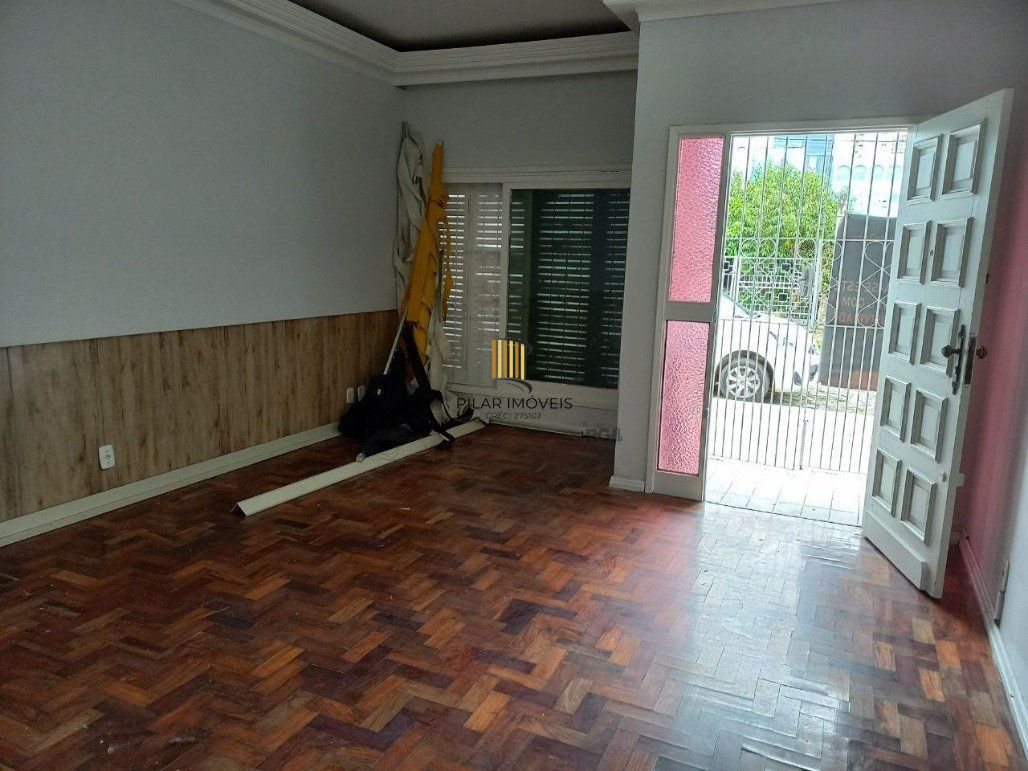 Casa com 3 dormitórios (1 sendo suíte) por R$ 850.000,00 na Rua Antônio Augusto de Azevedo nº 171- Hidráulica - Santana do Livramento - RS