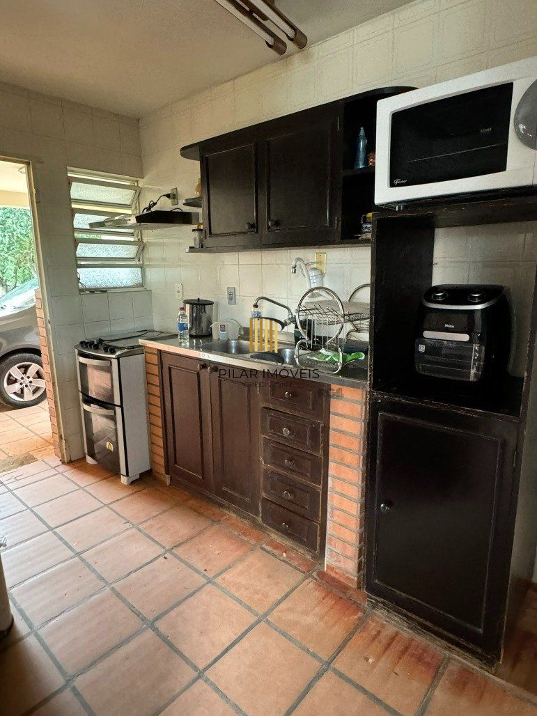 Casa de 2 andares com 5 dormitórios (1 sendo suíte) por R$ 1.500.000,00 na Rua Sergio Fuentes nº 1350 - Prado- Santana do Livramento-RS