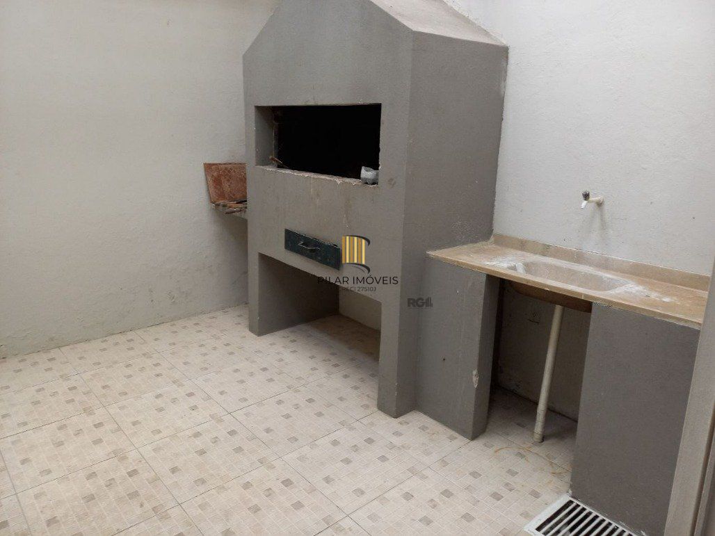 Casa com 3 dormitórios (1 sendo suíte) por R$ 850.000,00 na Rua Antônio Augusto de Azevedo nº 171- Hidráulica - Santana do Livramento - RS