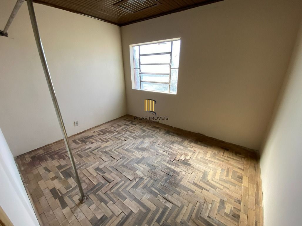 Casa com local comercial e apartamento - Centro- Santana do Livramento-RS