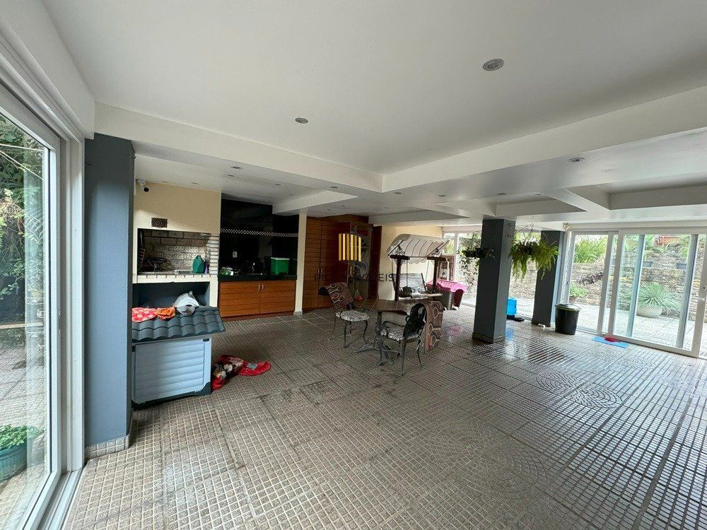 Casa com 3 dormitórios (1 sendo suíte) por R$ 4.000.000,00 na Rua Antônio Fernandes da Cunha nº 245 - Centro- Santana do Livramento-RS