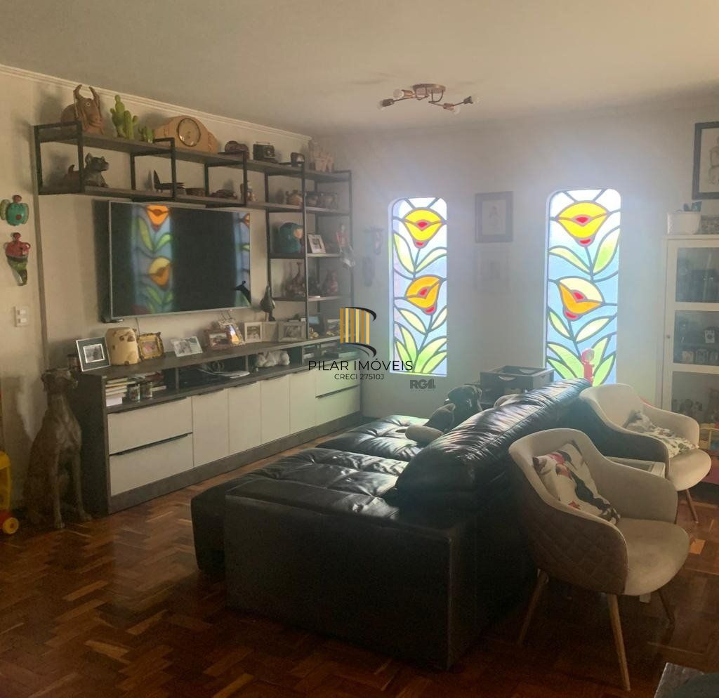 Casa com 5 dormitórios (sendo 2 suítes) por R$ 1.400.000,00 na Rua Moises Viana nº 596-Hidráuilica- Santana do Livramento.-RS