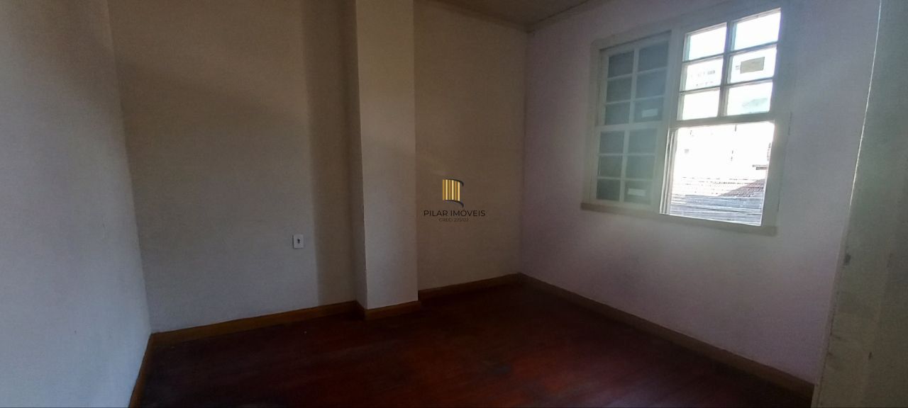 Casa na rua Duque de Caxias nº 1.910 por R$500.000,00