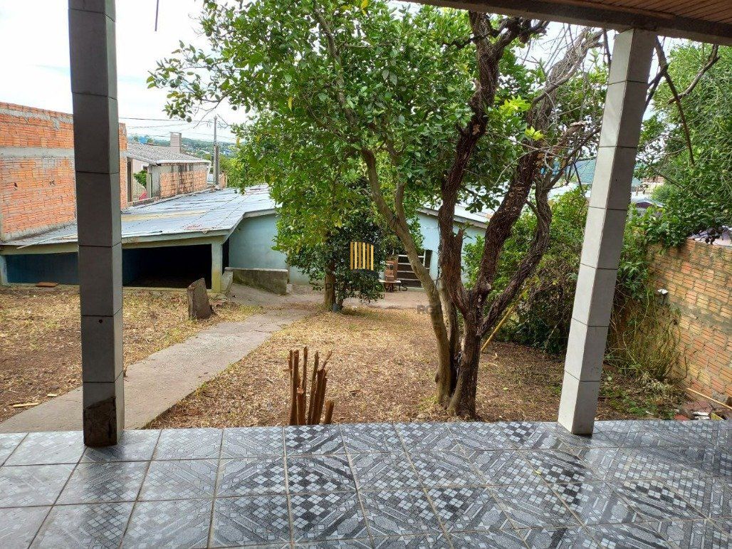 Casa com 4 dormitórios na Rua Honório Guedes do Amaral nº361- Argiles