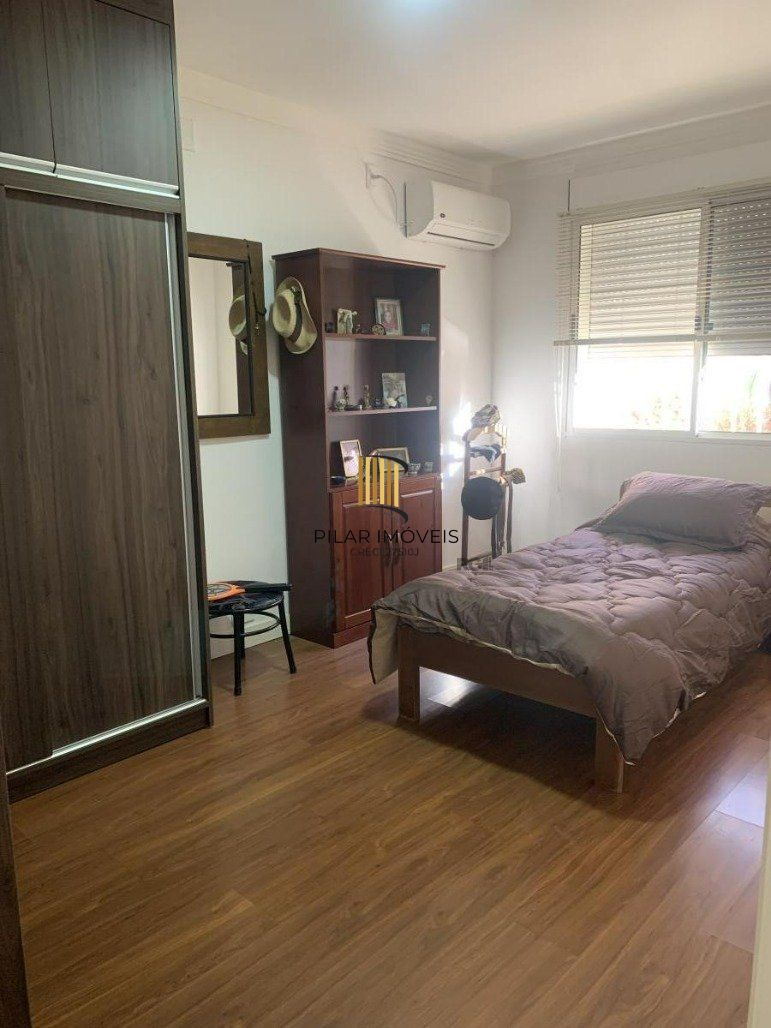 Casa com 3 dormitórios (sendo 1 suíte) na Rua Sotero da Silveira nº 501- Jardins- Santana do Livramento-RS