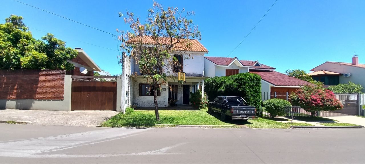 Casa com 2 dormitórios por R$ 690.000,00 na Rua Achiles Gazapina Costa nº 261 - Pilar Imóveis