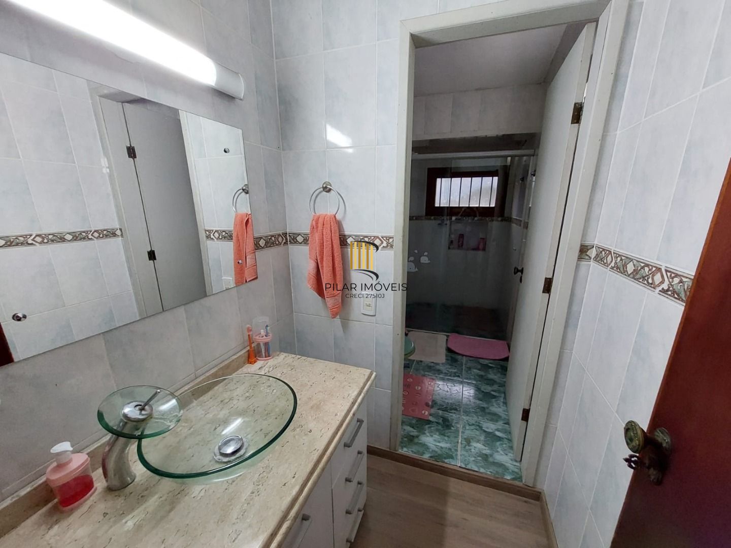 Casa com 3 dormitórios (1 sendo suíte)  por R$ 1.500.000,00 na Rua Tiradentes nº 180 - Centro - Santana do Livramento-RS