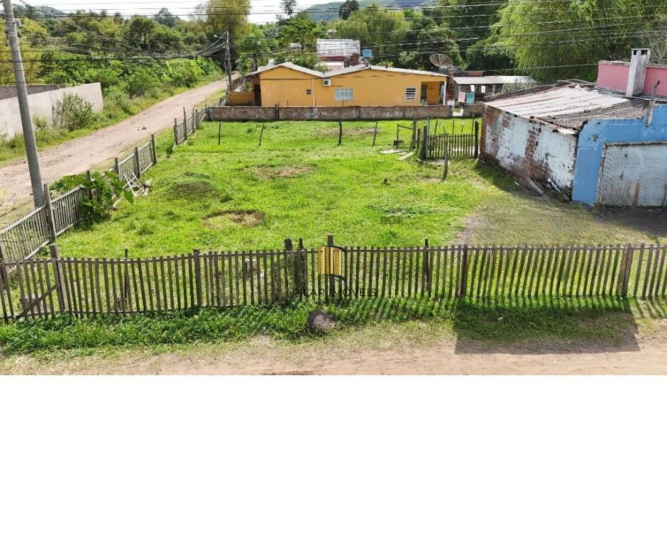Terreno com casa por R$600.000,00 na Av. Dom Pedro II nº 2088- Wilson