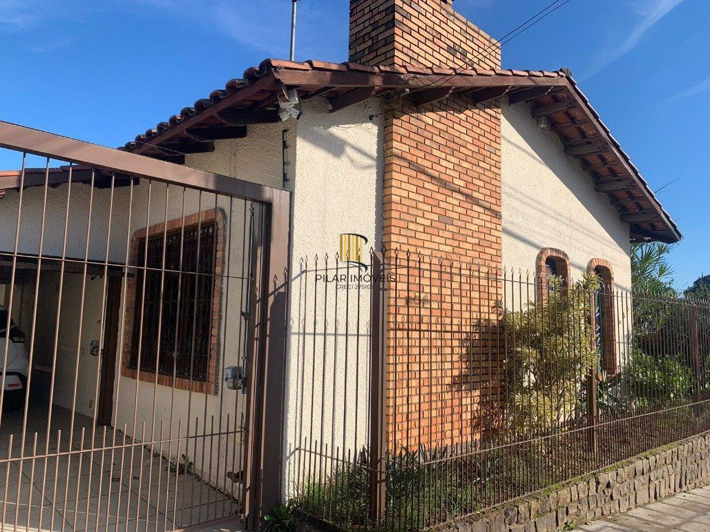 Casa com 5 dormitórios (sendo 2 suítes) por R$ 1.400.000,00 na Rua Moises Viana nº 596-Hidráuilica- Santana do Livramento.-RS