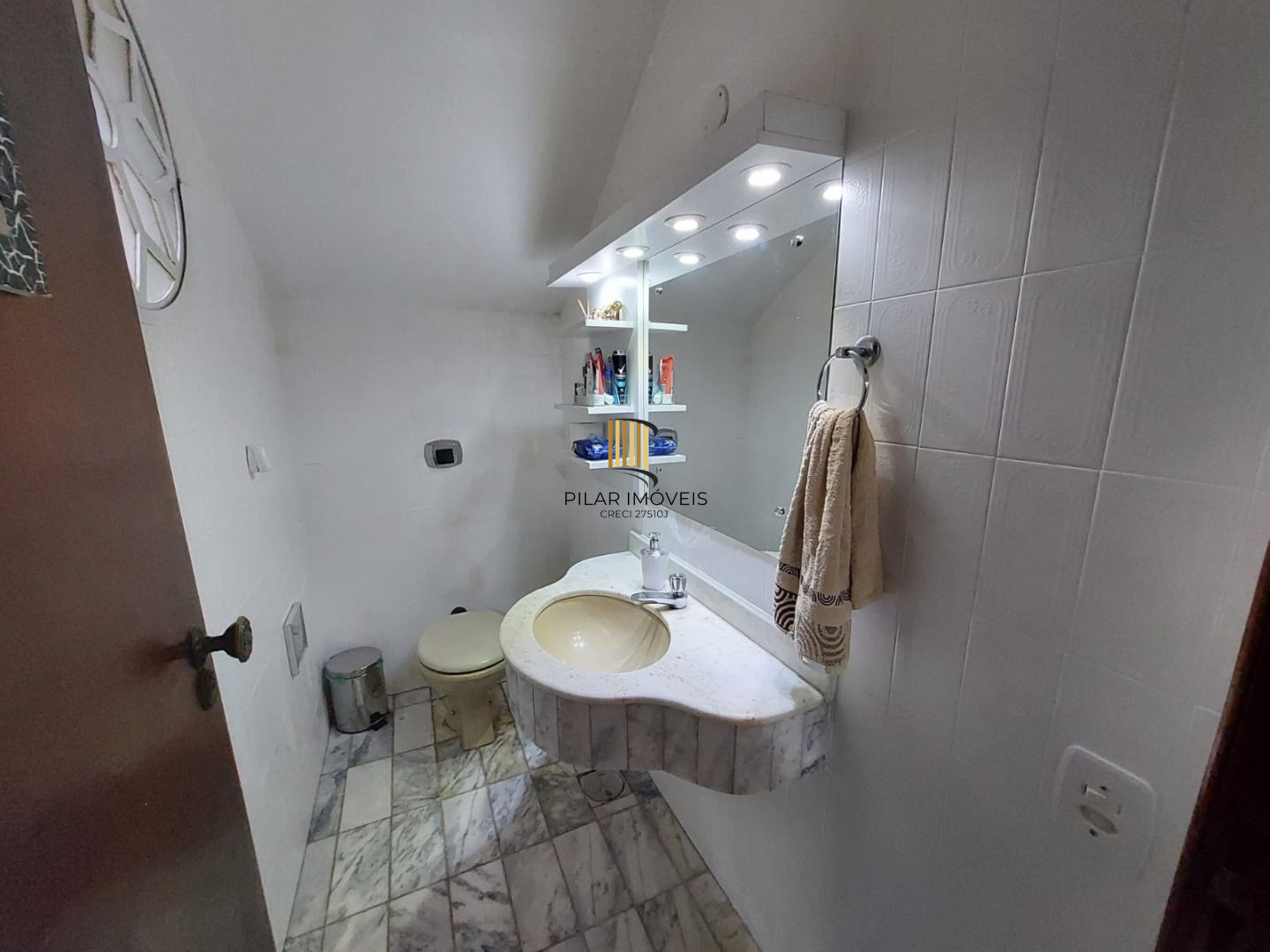Casa com 3 dormitórios (1 sendo suíte)  por R$ 1.500.000,00 na Rua Tiradentes nº 180 - Centro - Santana do Livramento-RS
