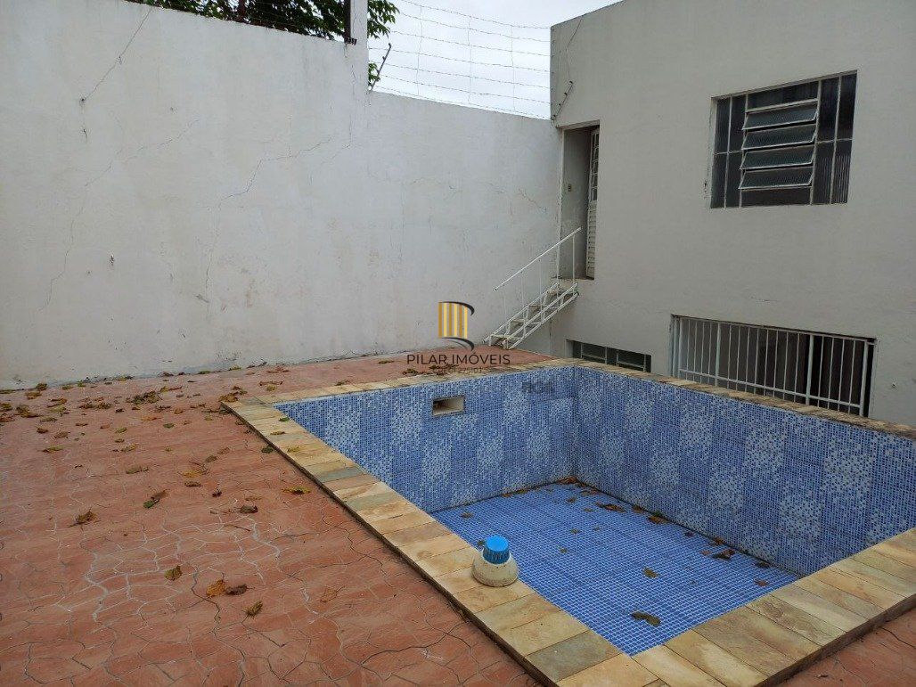 Casa com 3 dormitórios (1 sendo suíte) por R$ 850.000,00 na Rua Antônio Augusto de Azevedo nº 171- Hidráulica - Santana do Livramento - RS