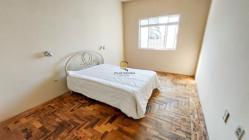 Casa com local comercial e apartamento - Centro- Santana do Livramento-RS