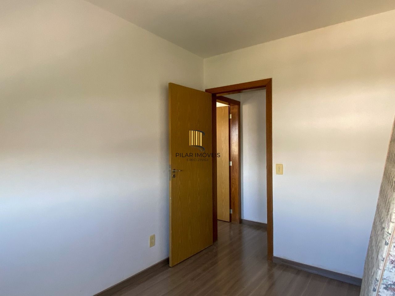 Apartamento 2 dormitórios, com vaga de garagem na Avenida Cavalhada