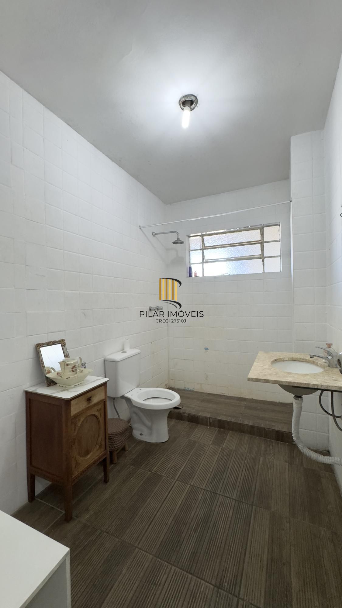 APARTAMENTO 3 DORMITÓRIOS COM LINDA VISTA DA CATEDRAL NO CENTRO HISTÓRICO