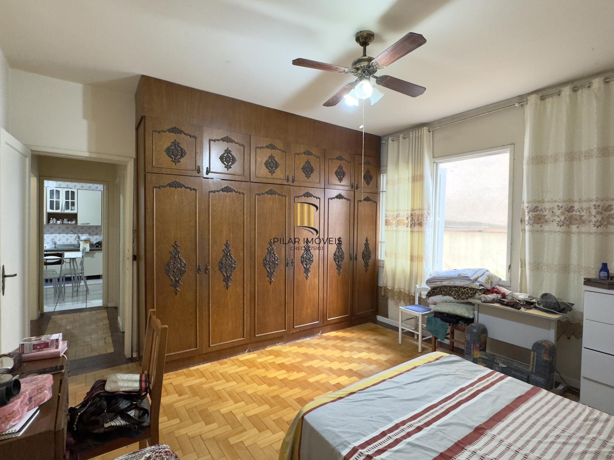 Apartamento 2 dormitórios com pátio
