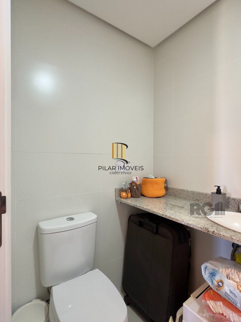 APARTAMENTO 2 DORMITÓRIOS COM SUÍTE E VAGA DE GARAGEM PRÓXIMO À PUCRS
