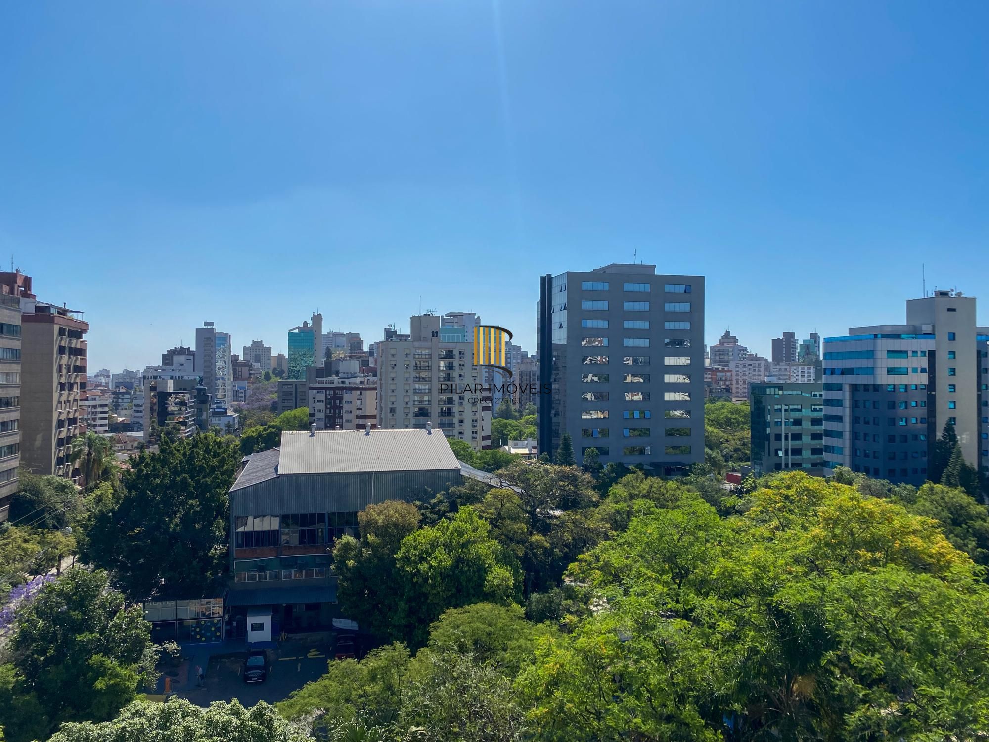 Apartamento 3 dormitório, 2 vagas e depósito a poucos metros do Parcão